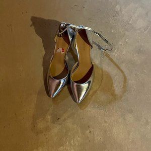 Silver Heels size 7